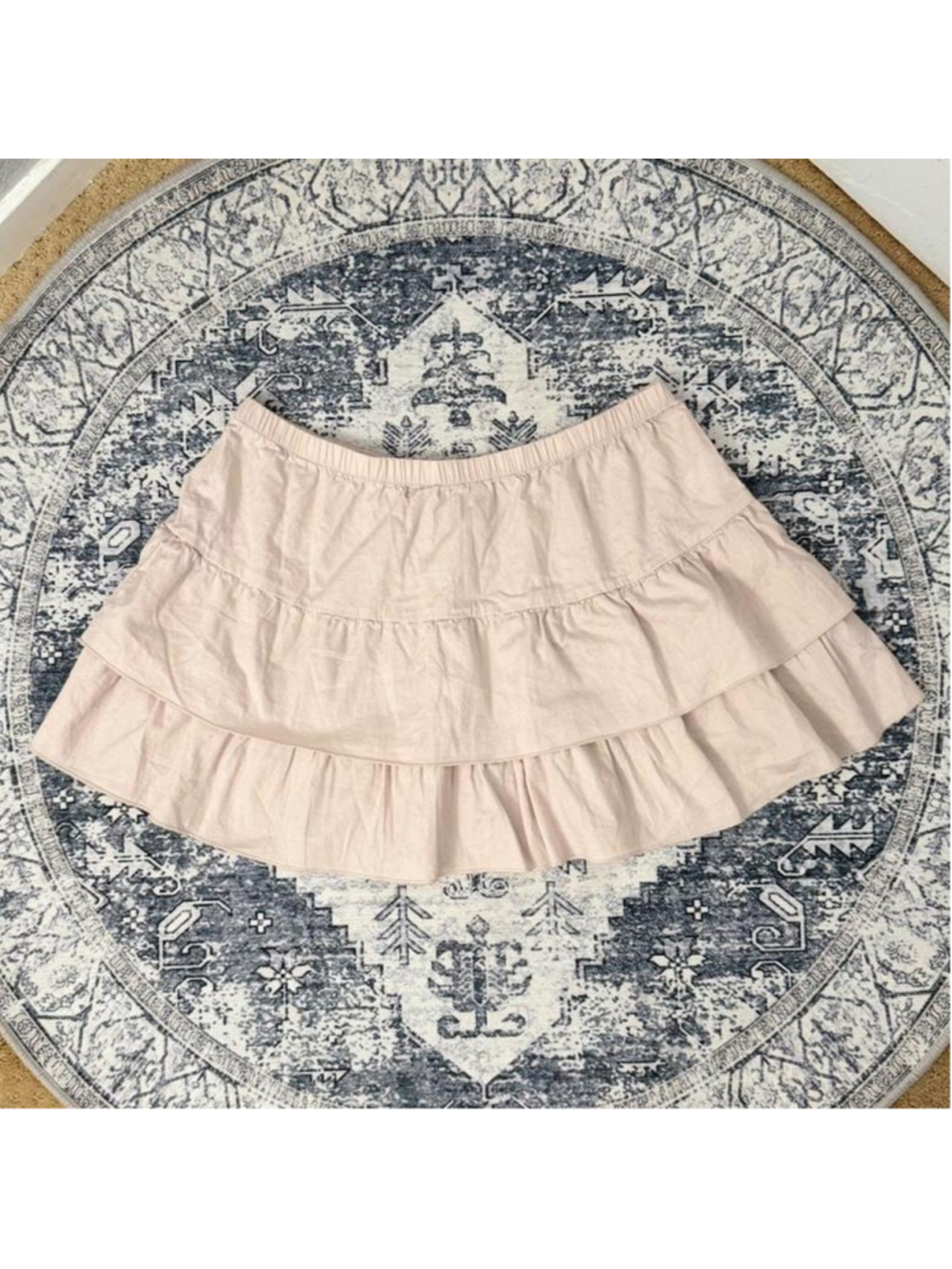 Brandy Melville baby pink ruffle mini skirt - OS